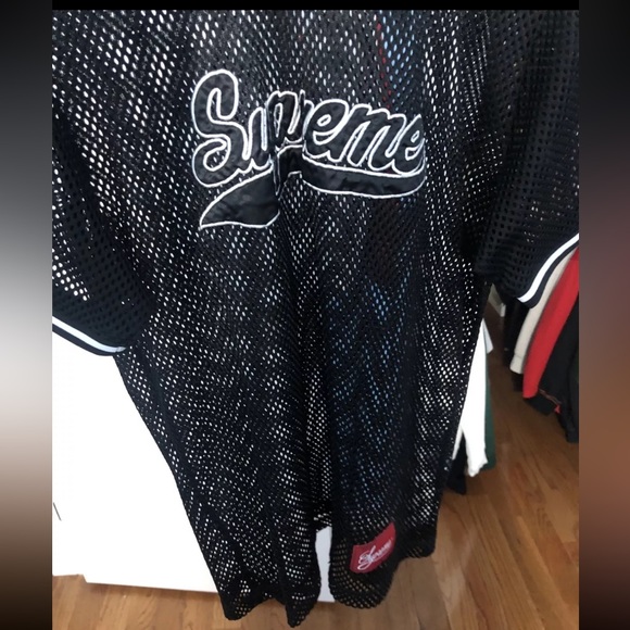 Supreme - Picture 6 of 8